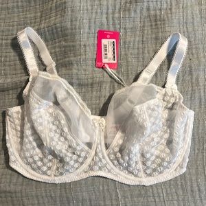 NWT white Curvy Kate Dottie Balcony bra size 38J.